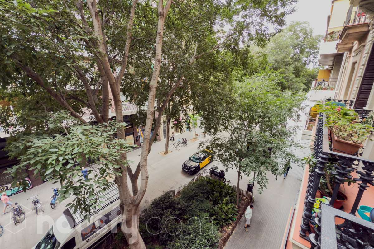 Piso en venta en Carrer de Tamarit, Eixample, Barcelona-1