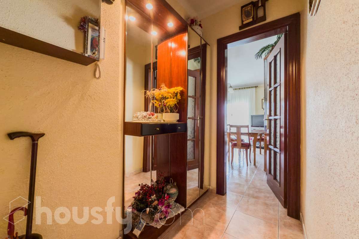 Piso en venta en Carrer Gran de Gràcia, Gràcia, Barcelona-1