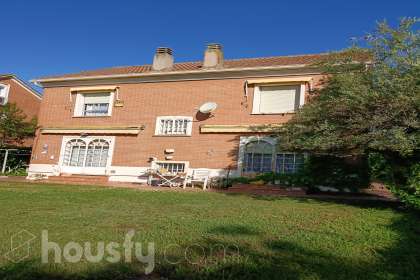 Casa en Avd. De Enmedio