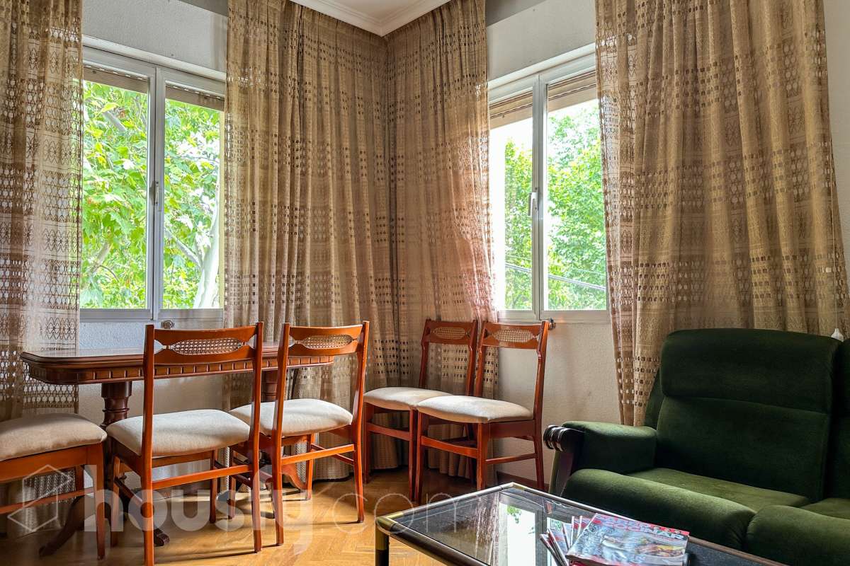 Piso en venta en Av. San Fermín, Usera, Madrid-1