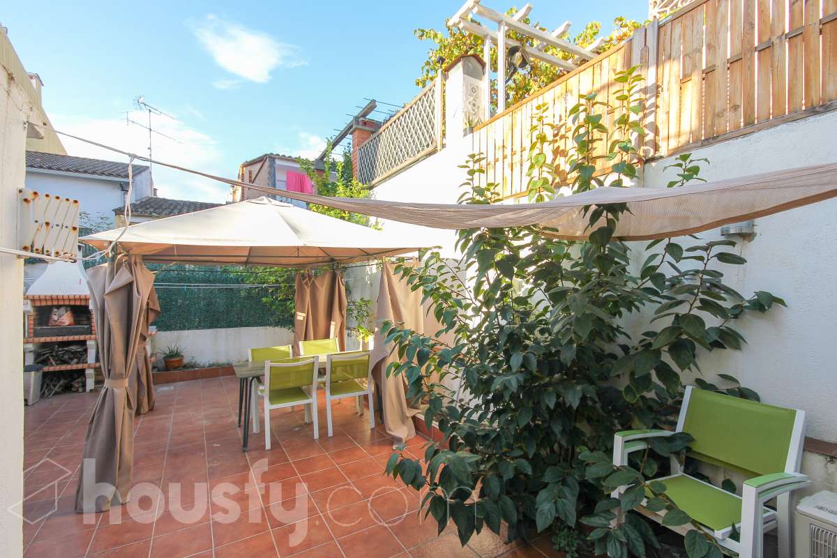 Piso en venta en Carrer Major,  Gelida-0