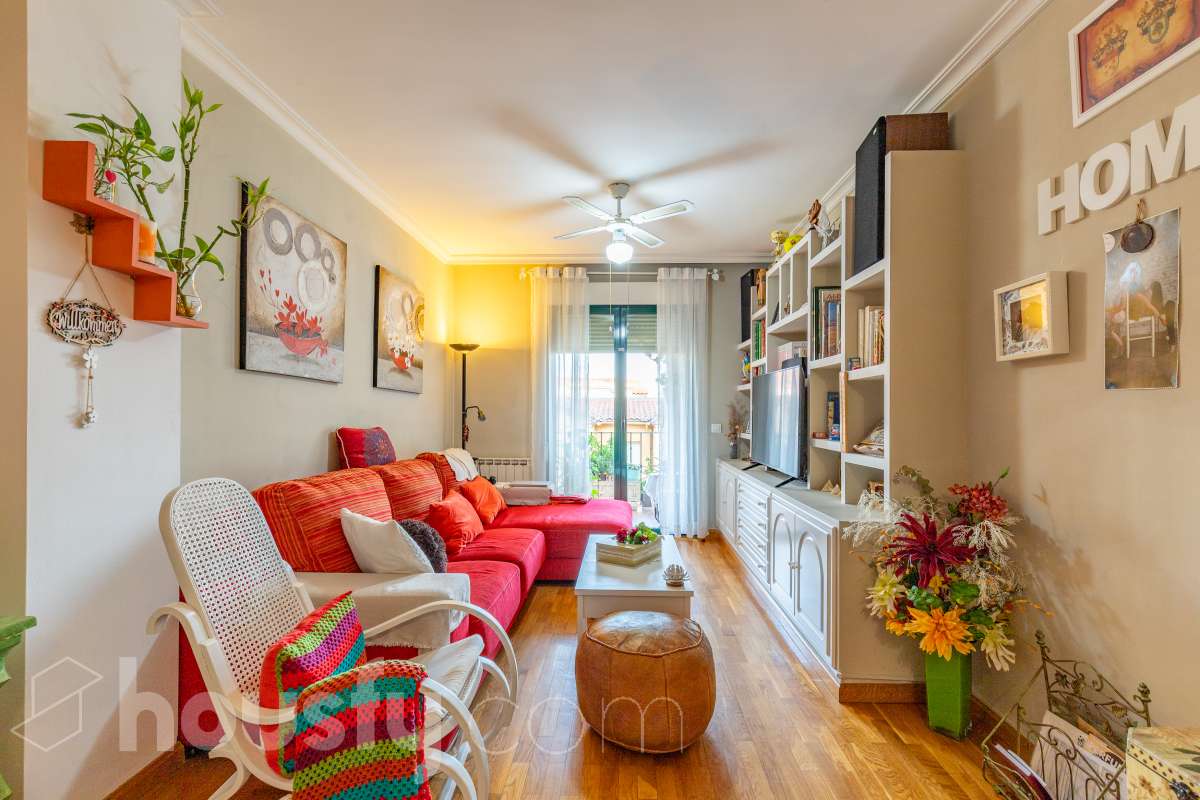 Piso en venta en Calle Entretorres,  Talavera de la Reina-0