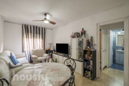 Piso en venta en Carrer de Joan Fiveller, Riera, Cornellà de Llobregat-0
