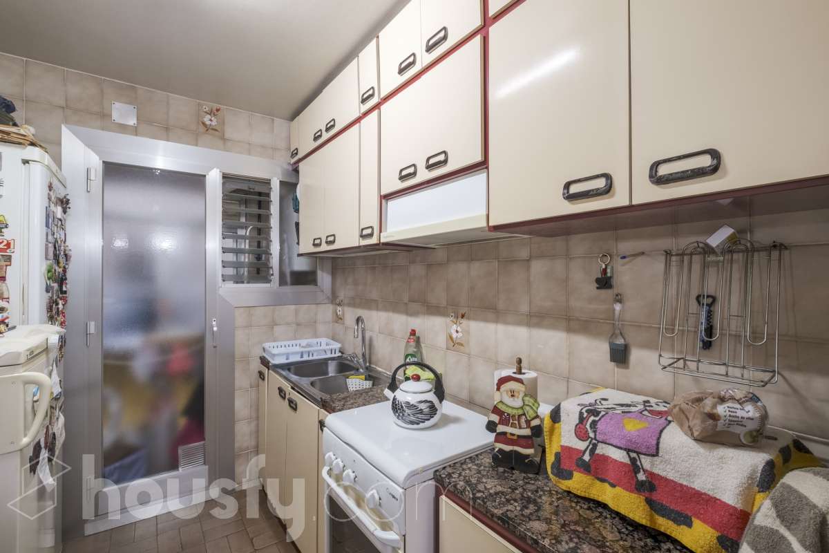 Piso en venta en Carrer de Joan Fiveller,  Cornellà de Llobregat-3