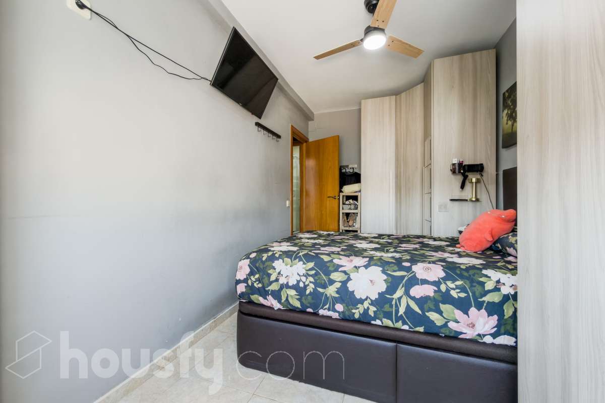 Piso en venta en Carrer Cooperativa,  L'Hospitalet de Llobregat-2