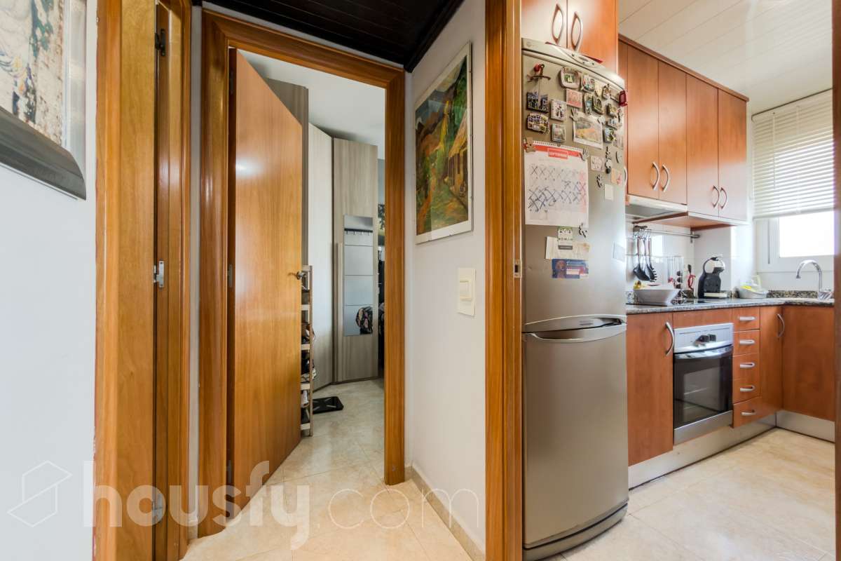 Piso en venta en Carrer Cooperativa,  L'Hospitalet de Llobregat-3