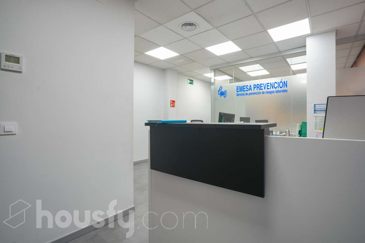 Oficina en venta en Calle de Clara del Rey, Chamartín, Madrid-1