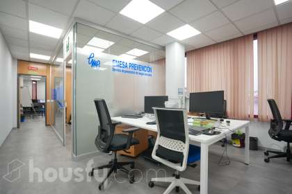 Oficina en Calle de Clara del Rey