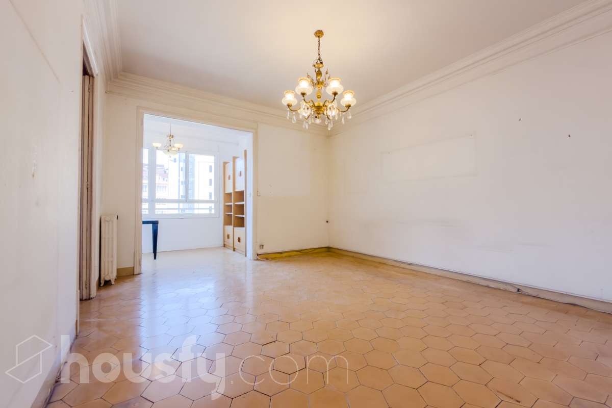 Piso en venta en Carrer de Tuset, Sarrià-Sant Gervasi, Barcelona-1
