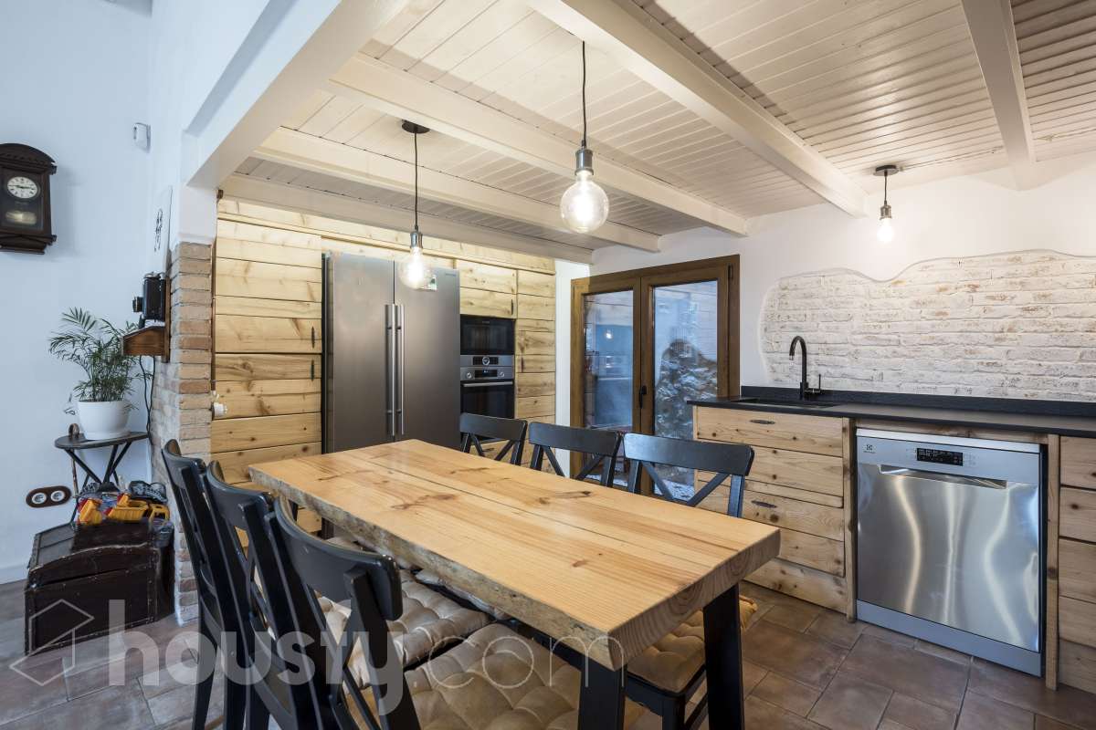 Casa en venta en Carrer de Bonaire,  Vilanova i la Geltrú-3