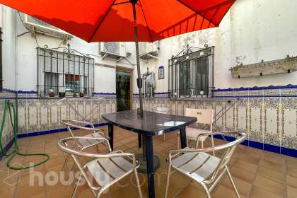 Casa en venta en Calle de Arnedillo, Montecarmelo, Madrid-0