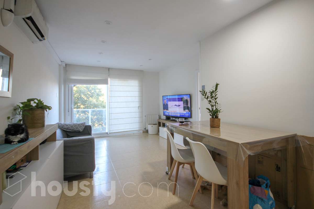 Piso en venta en Carrer de Sant Valerià,  Parets del Vallès-0