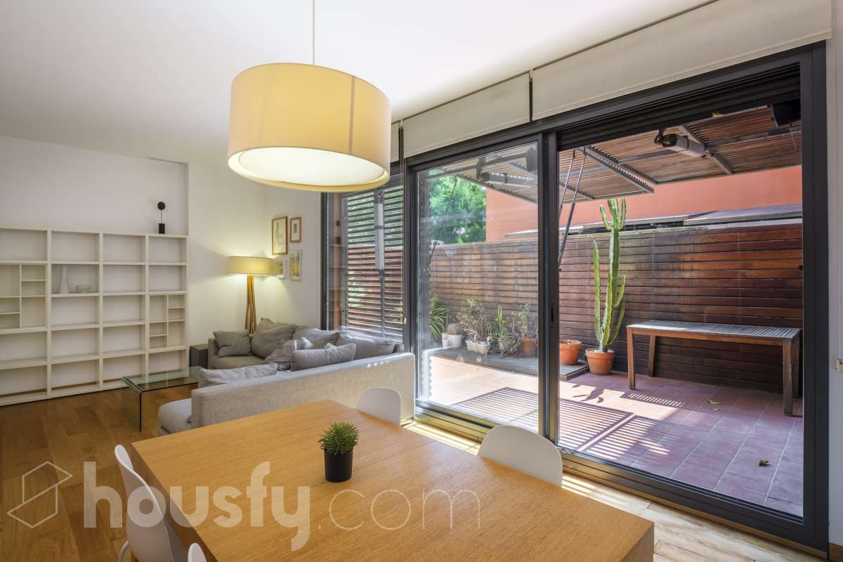 Piso en venta en Carrer Cristobal de Moura, Sant Martí, Barcelona-1