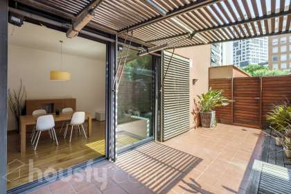 Piso en venta en Carrer Cristobal de Moura, Provençals del Poblenou, Barcelona-0