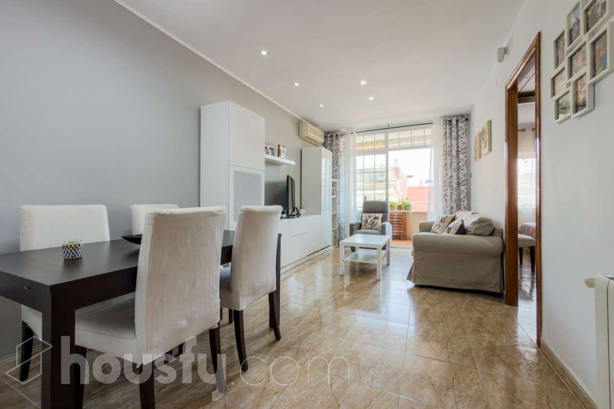 Piso en venta en Carrer de Castelao,  L'Hospitalet de Llobregat-0