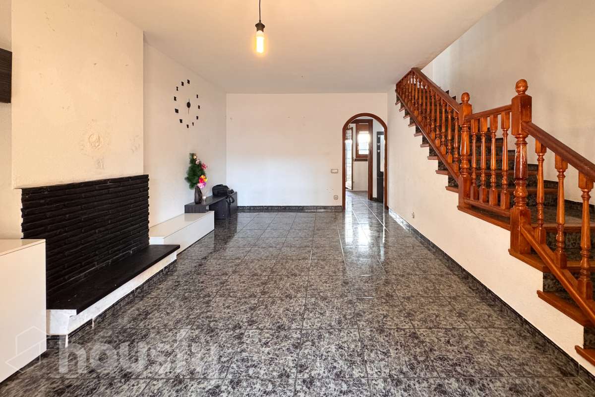 Casa en venta en CL NOU,  Roda de Berà-4