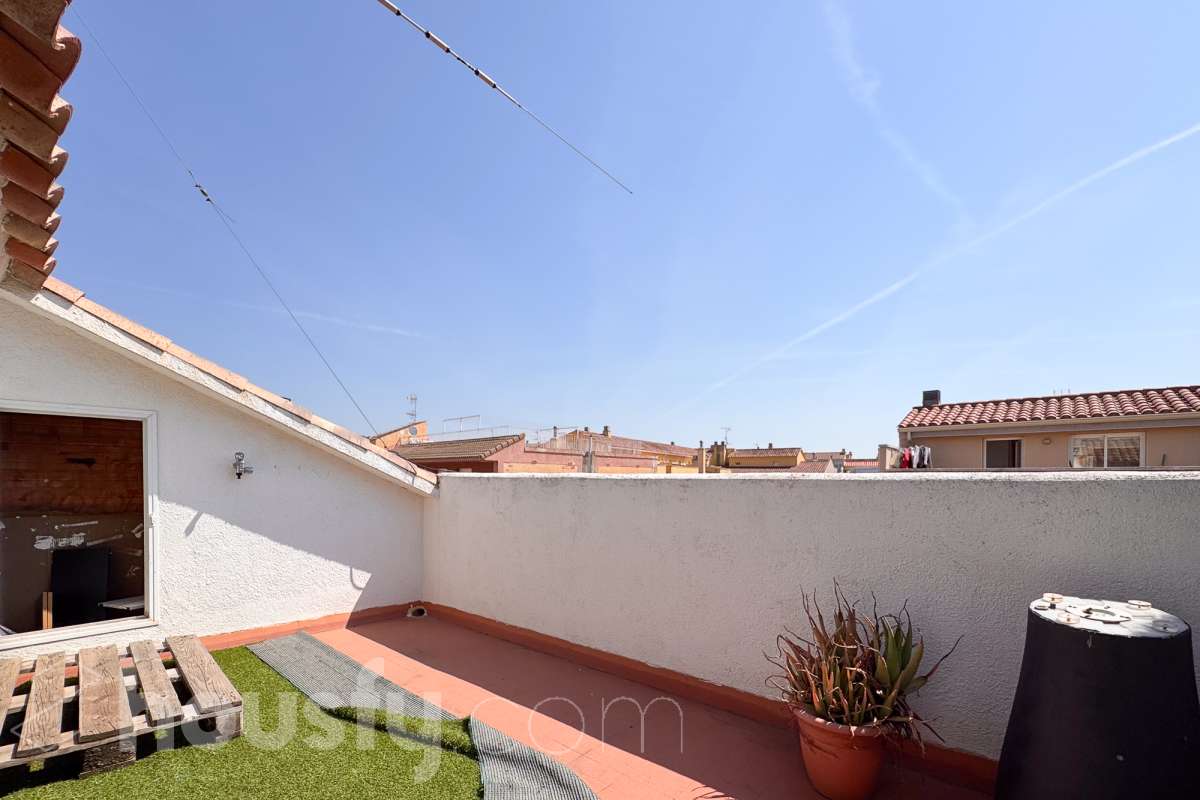 Casa en venta en CL NOU,  Roda de Berà-0