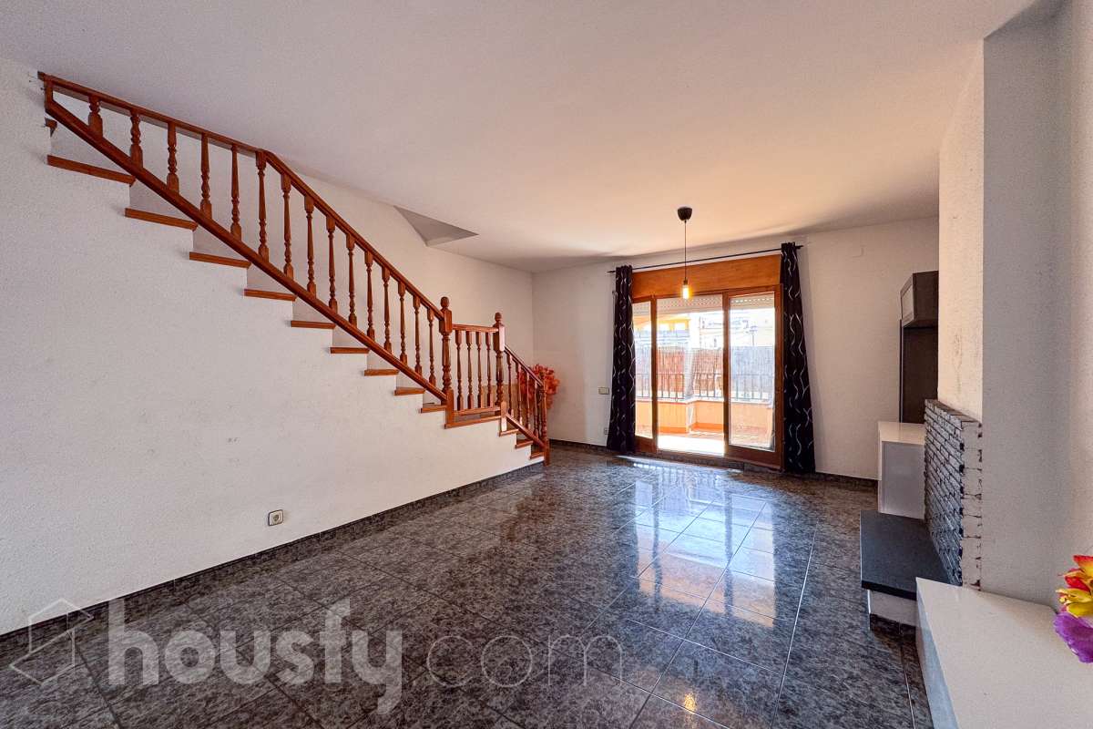 Casa en venta en CL NOU,  Roda de Berà-3