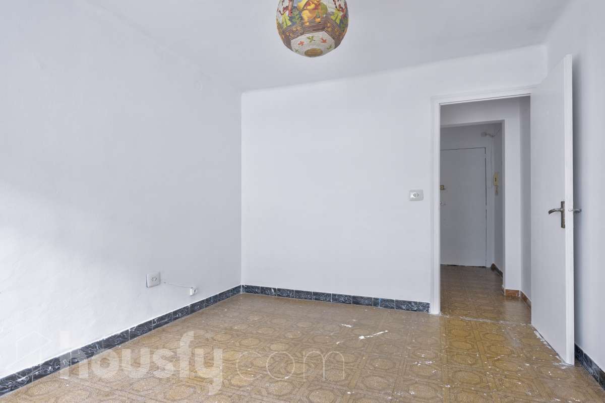 Piso en venta en Carrer Santa Rosalia, Horta Guinardó, Barcelona-2
