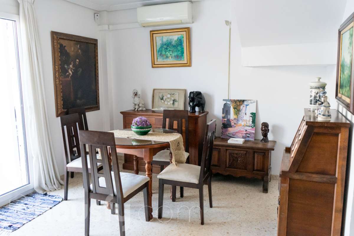 Casa en venta en CL CARMEN AMAYA,  Tomares-4