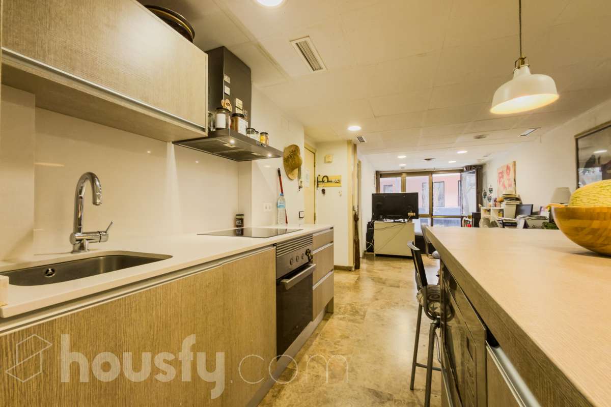 Piso en venta en Carrer Juan de Sada, Sants-Montjuïc, Barcelona-0