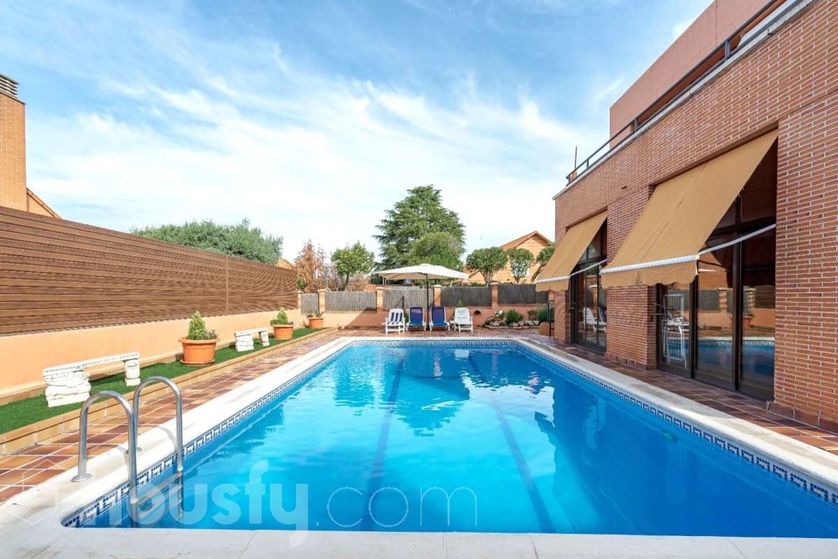 Casa en venta en CL ITALIA,,  Villalbilla-2
