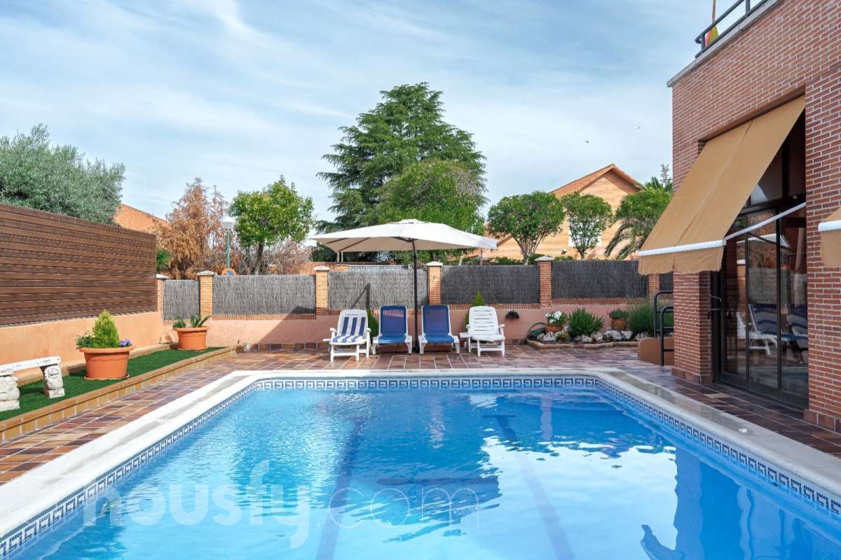 Casa en venta en CL ITALIA,,  Villalbilla-3