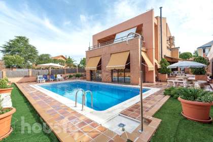 Casa en venta en CL ITALIA,, Villalbilla-0