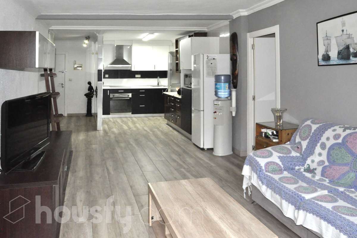 Piso en venta en Carrer de Maria Ros,  Valencia-1