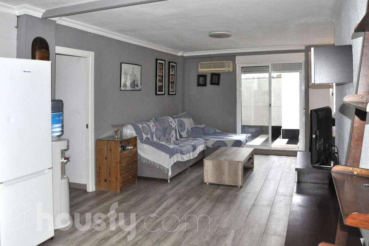 Piso en venta en Carrer de Maria Ros,  Valencia-0