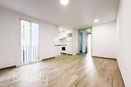 Piso en venta en Carrer de Sant Pau, El Raval, Barcelona-0
