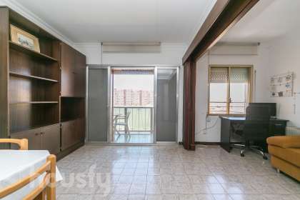 Piso en venta en Carrer Covagonda, Nou Eixample Nord, Tarragona-0