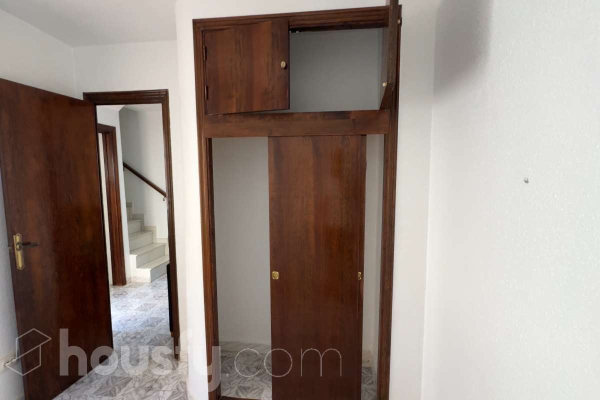 Casa en alquiler en Urbanizacion Torre Almendros I, 103, Torrevieja 03180,  Torrevieja-3