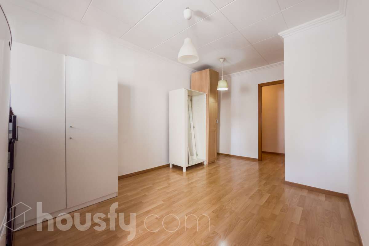 Piso en venta en Carrer Doctor Trueta, Sant Martí, Barcelona-1