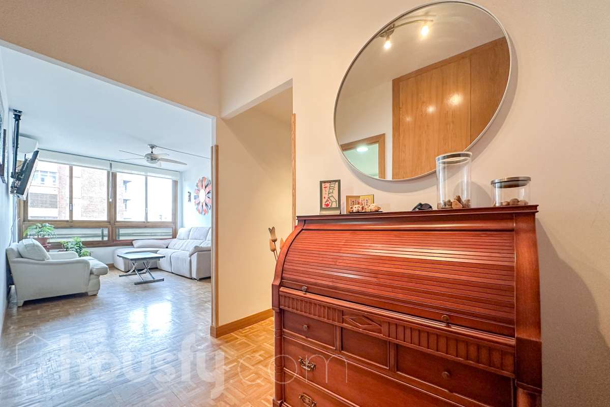 Piso en venta en Calle de Orense, Tetuán, Madrid-1