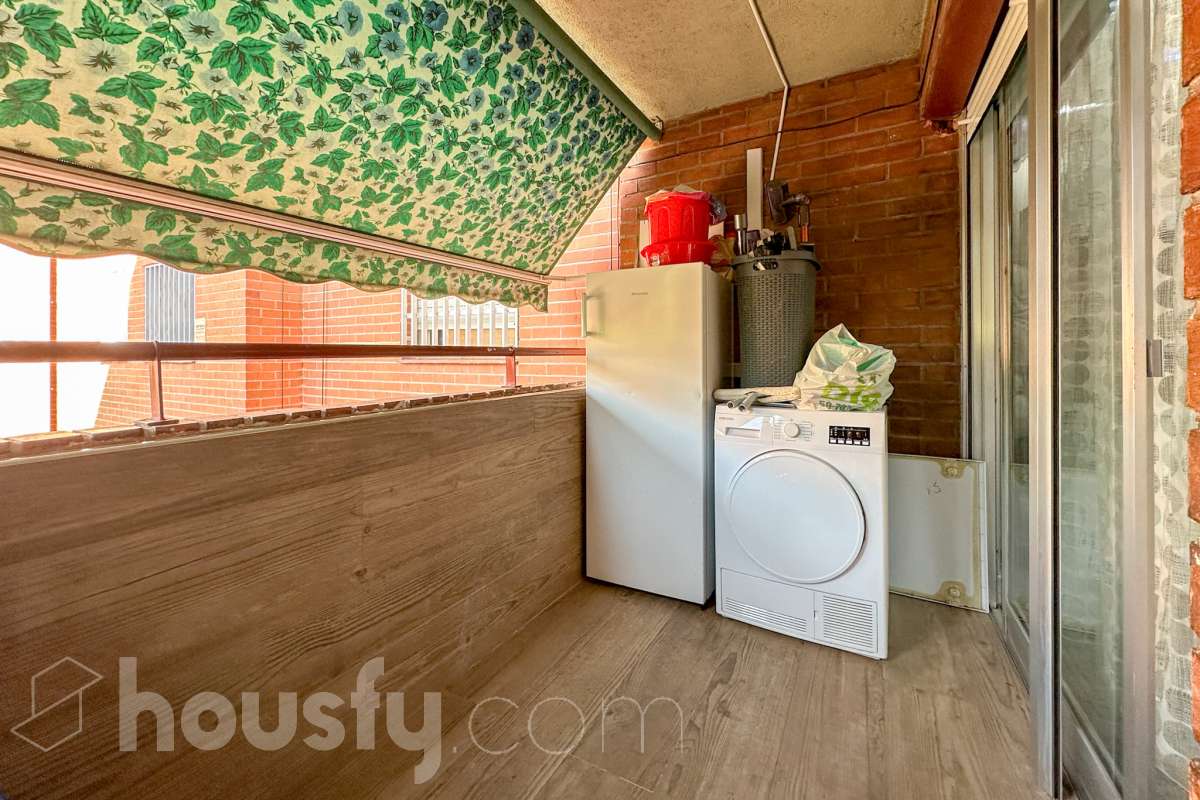 Piso en venta en Cl. Monte Montjuich, Villa de Vallecas, Madrid-1