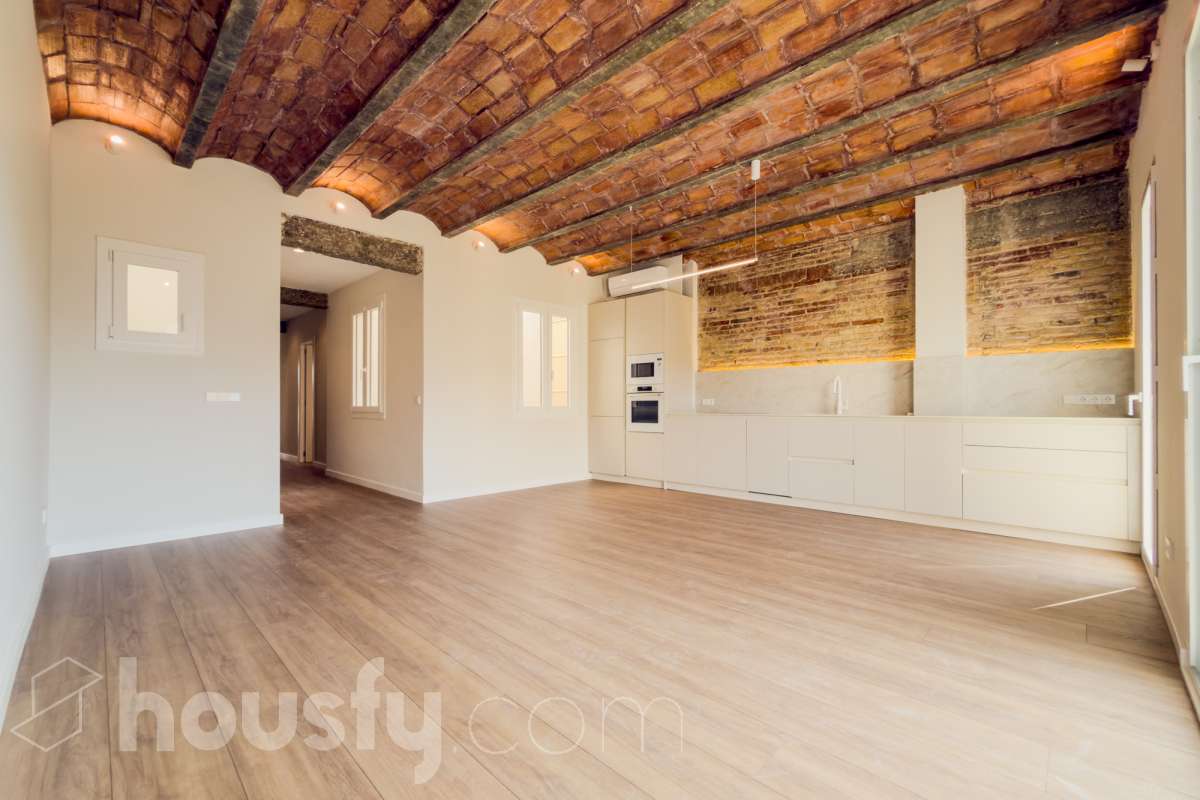 Piso en venta en Carrer de Nàpols, Gràcia, Barcelona-1