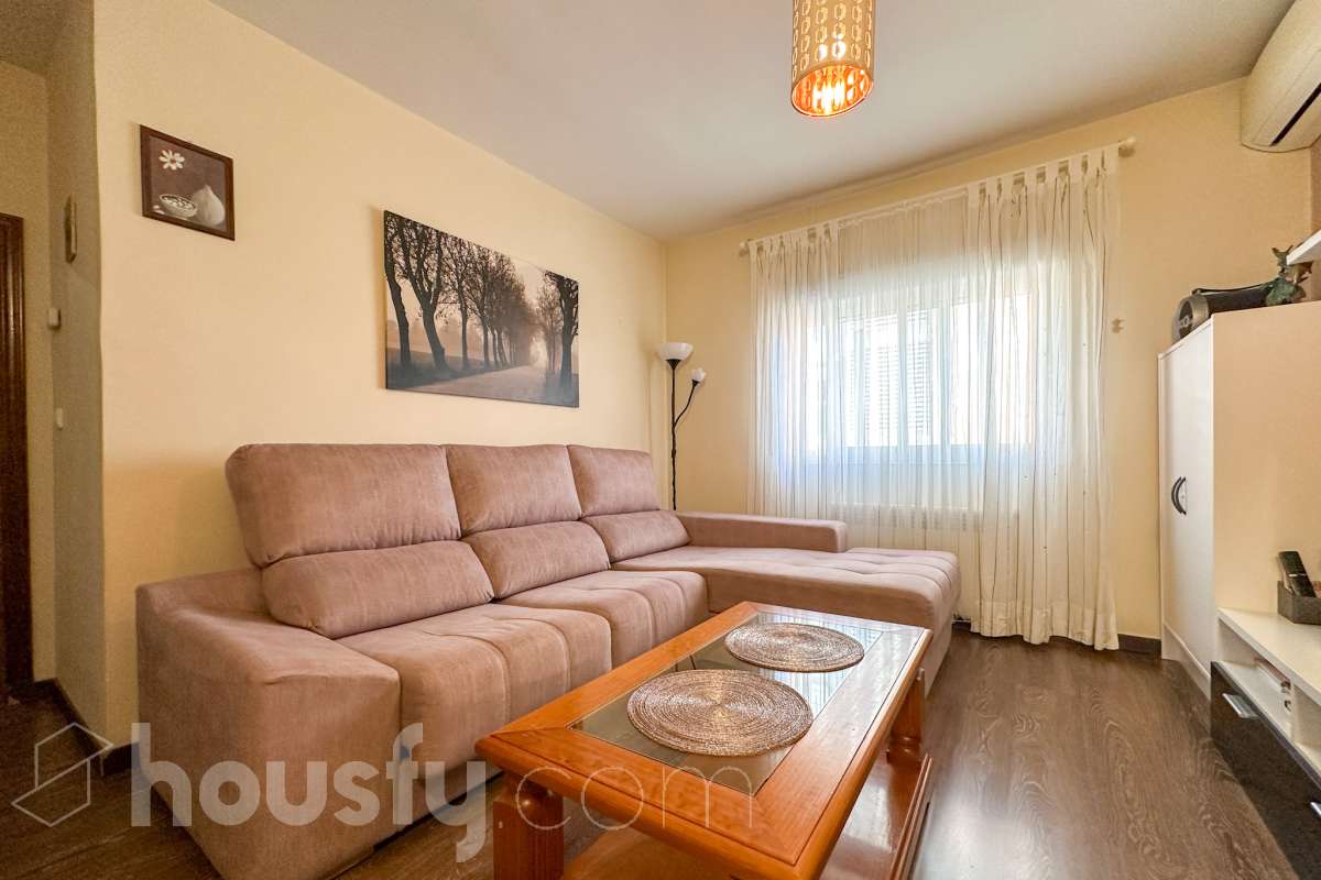 Piso en venta en Calle de San Telesforo, Ciudad Lineal, Madrid-1