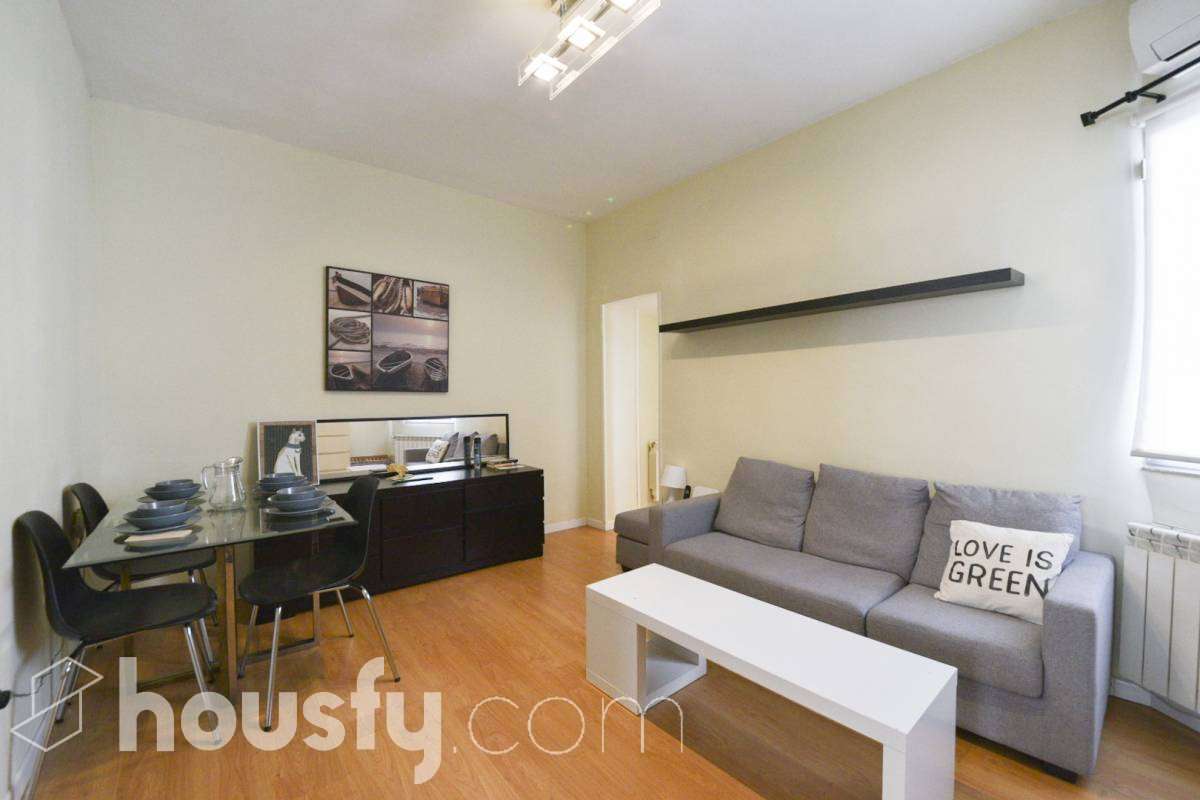 Piso en venta en C. Rosario Romero, Tetuán, Madrid-1