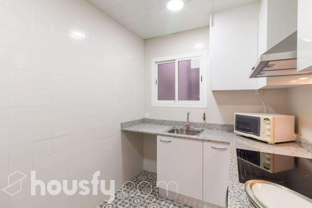 Piso en venta en Carrer de Rosalia de Castro, Horta Guinardó, Barcelona-4