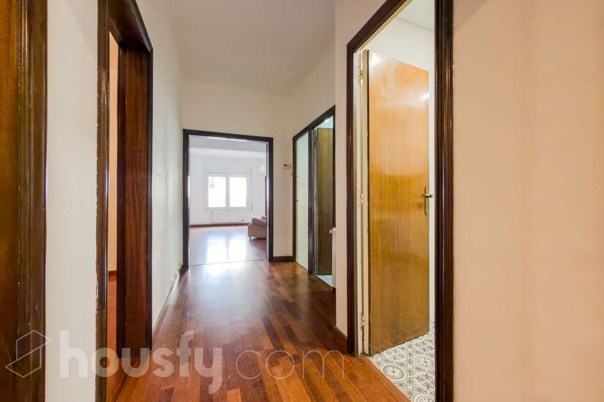 Piso en venta en Carrer de Rosalia de Castro, Horta Guinardó, Barcelona-3