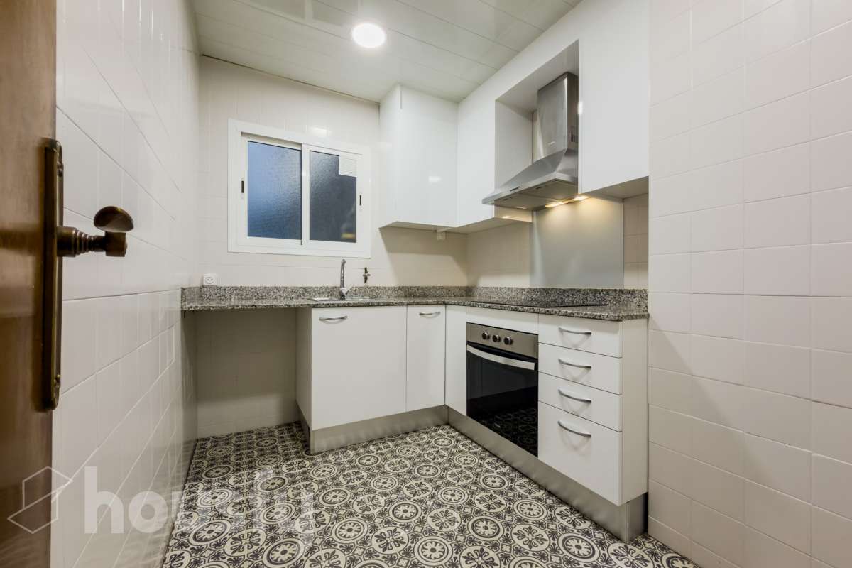 Piso en venta en Carrer de Rosalia de Castro, Horta Guinardó, Barcelona-4