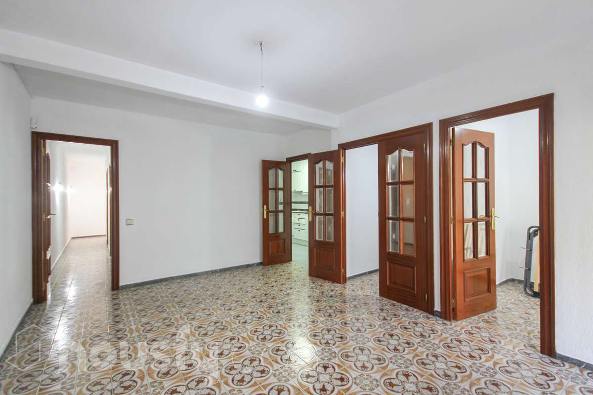 Piso en venta en Carrer Joan Maragall,  Molins de Rei-4