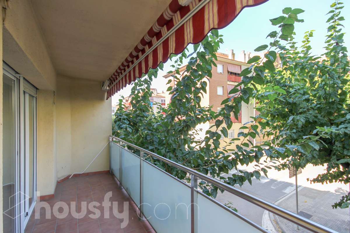 Piso en venta en Carrer Joan Maragall,  Molins de Rei-1