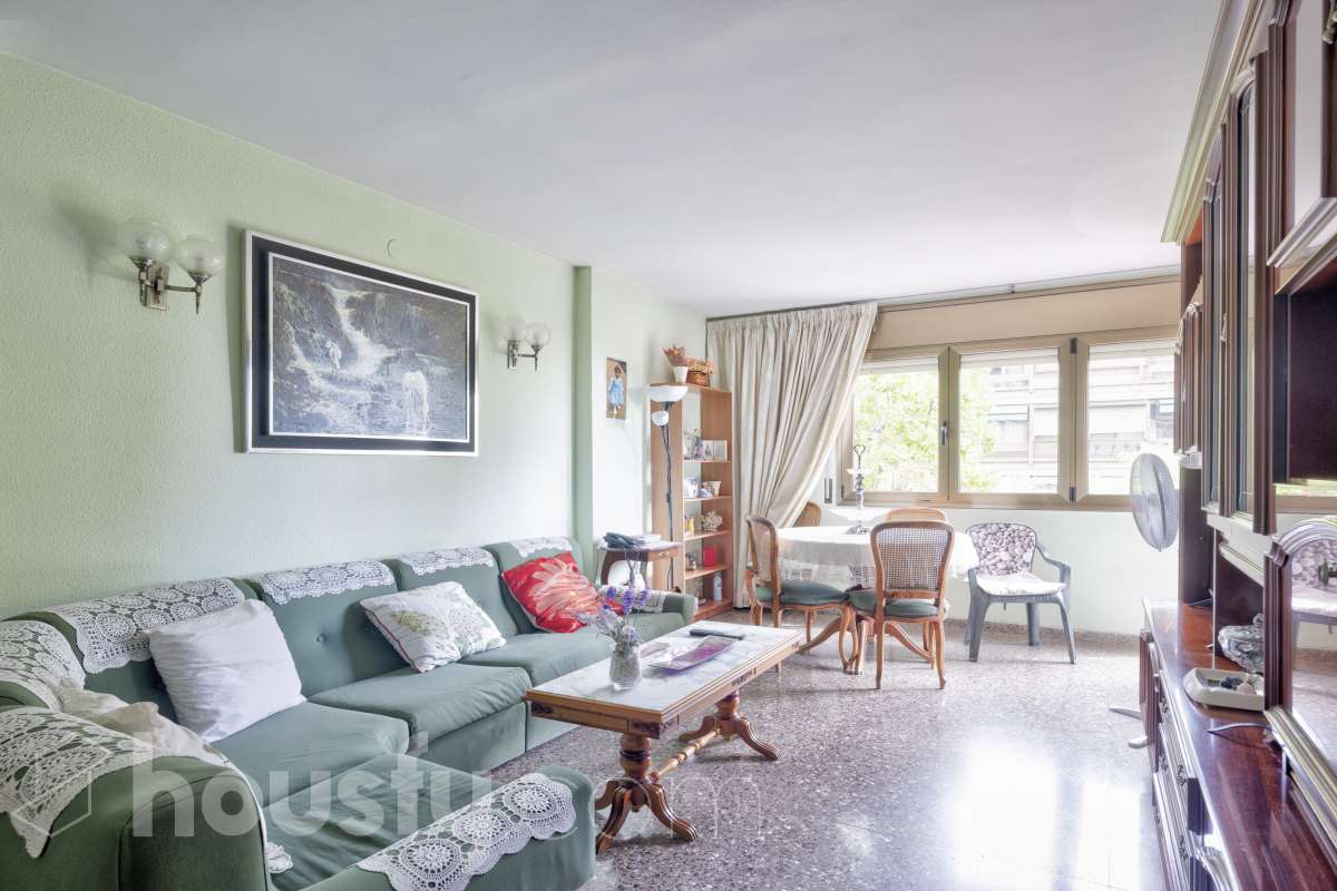 Piso en venta en Passeig Valldaura, Nou Barris, Barcelona-0