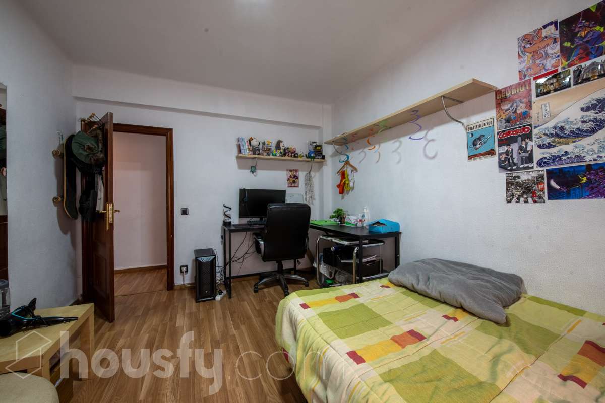 Piso en venta en Calle Eduardo Martínez Torner, Buenavista-Ería-Montecerrao, Oviedo-4