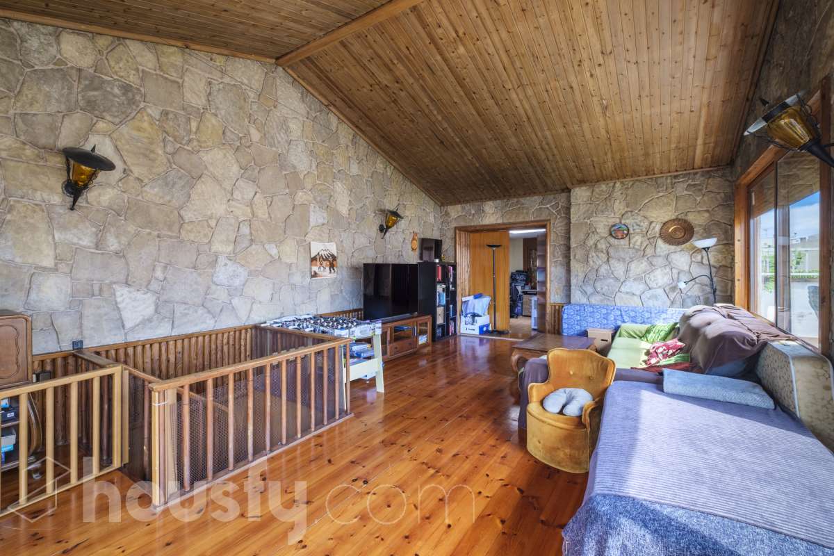 Casa en venta en Carrer de Chapí, Horta Guinardó, Barcelona-4