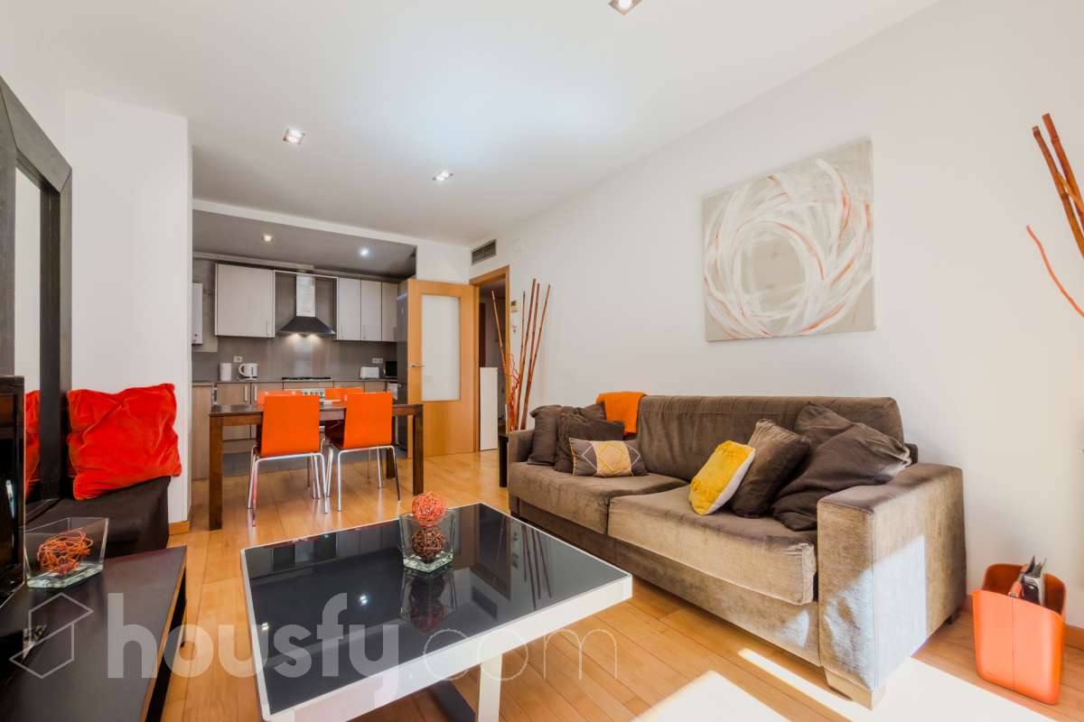 Piso en venta en Carrer Sant Gil, Ciutat Vella, Barcelona-1