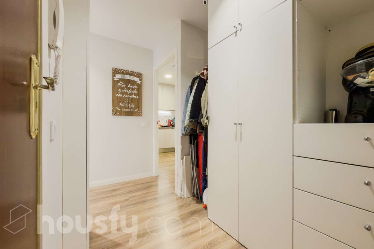Piso en venta en Carrer Mallorca, Sant Martí, Barcelona-0