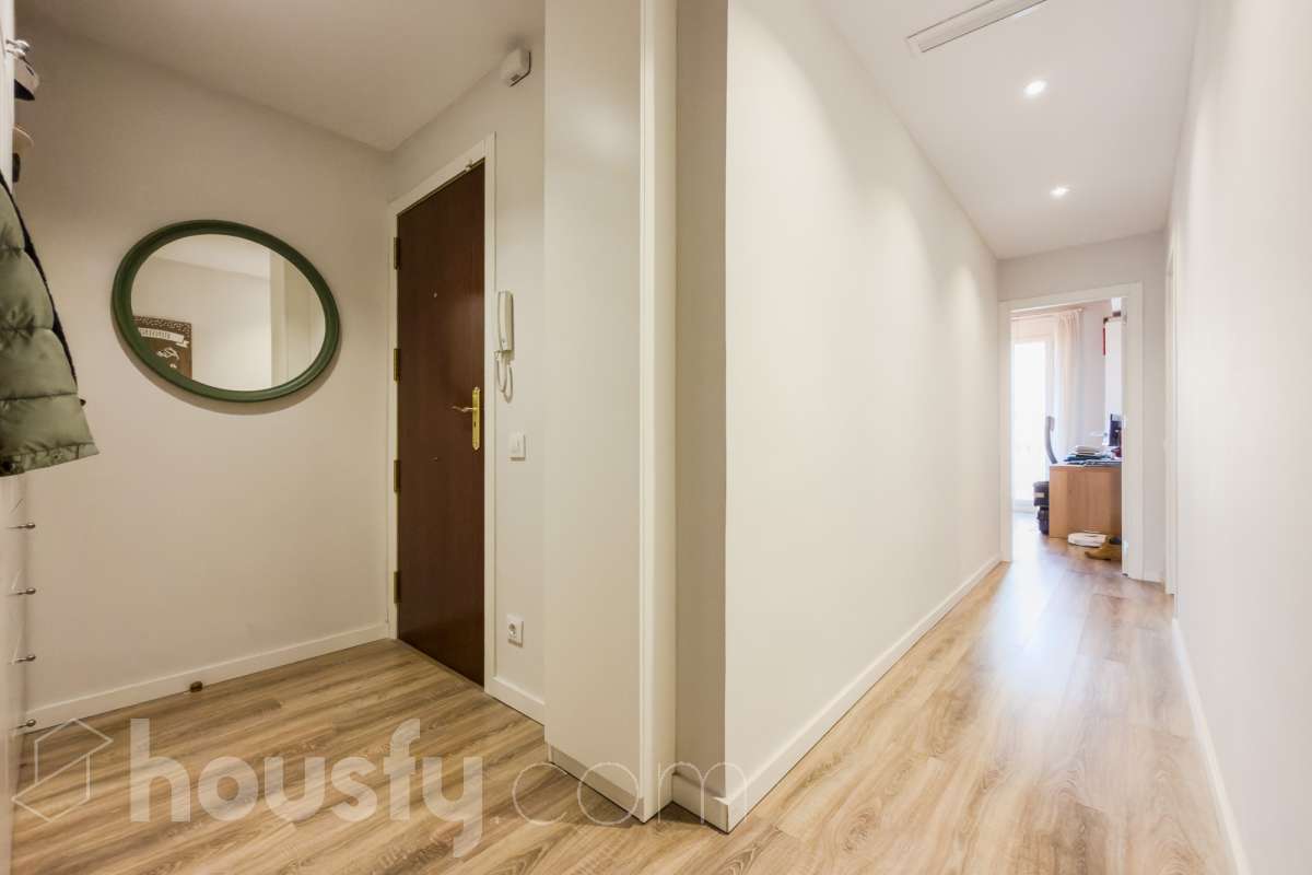 Piso en venta en Carrer Mallorca, Sant Martí, Barcelona-1